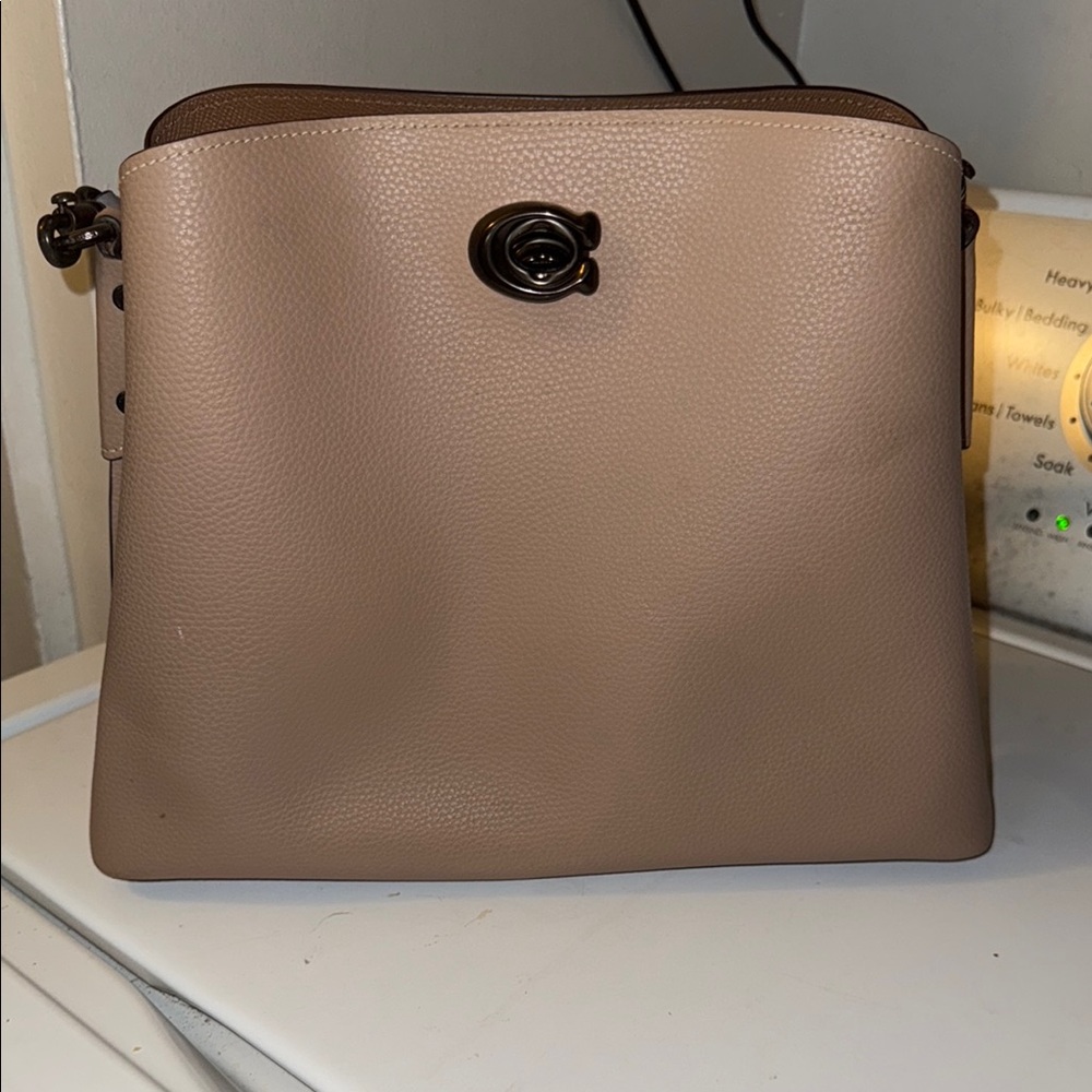 Coach Tan Leather Shoulder Bag with Turnlock Closure